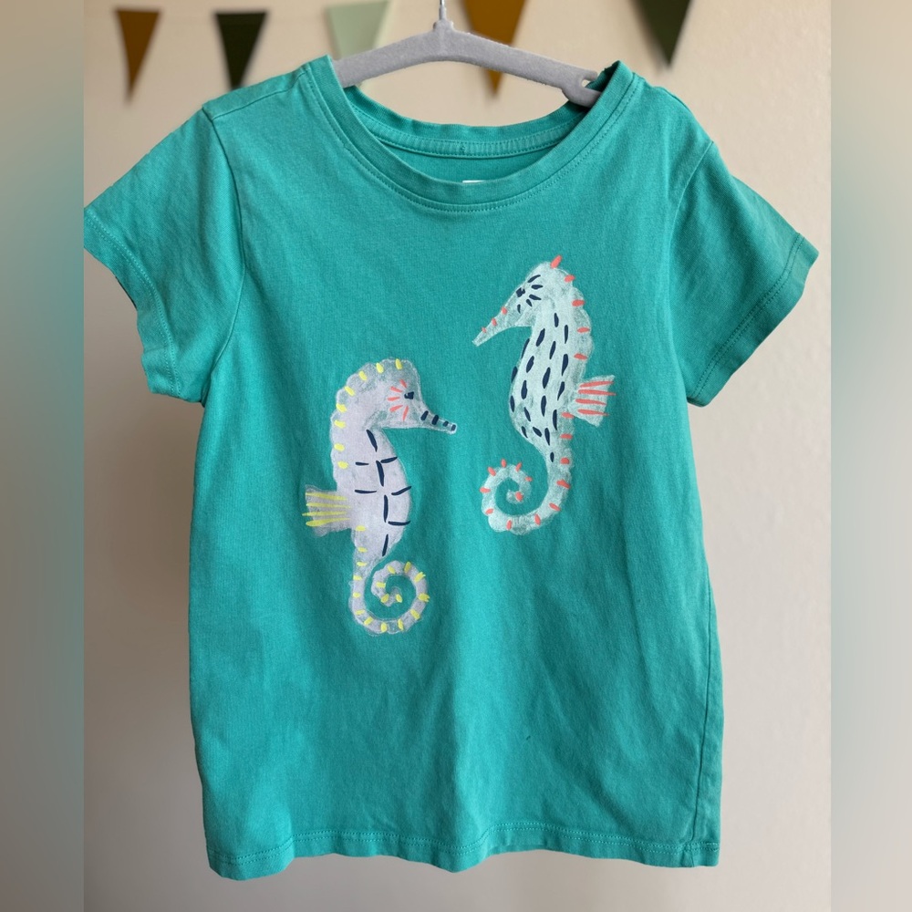 TEA COLLECTION | Seahorse Graphic 
Tee